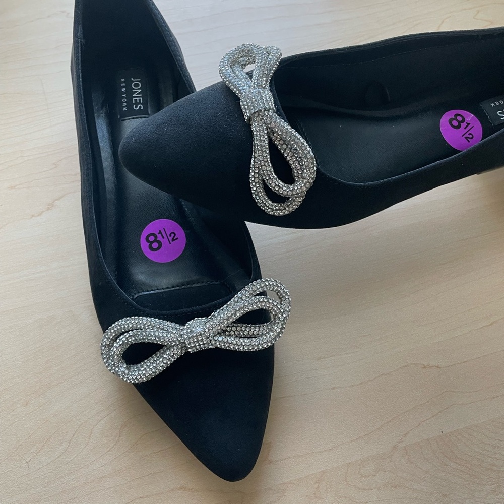 Brand new bow flats